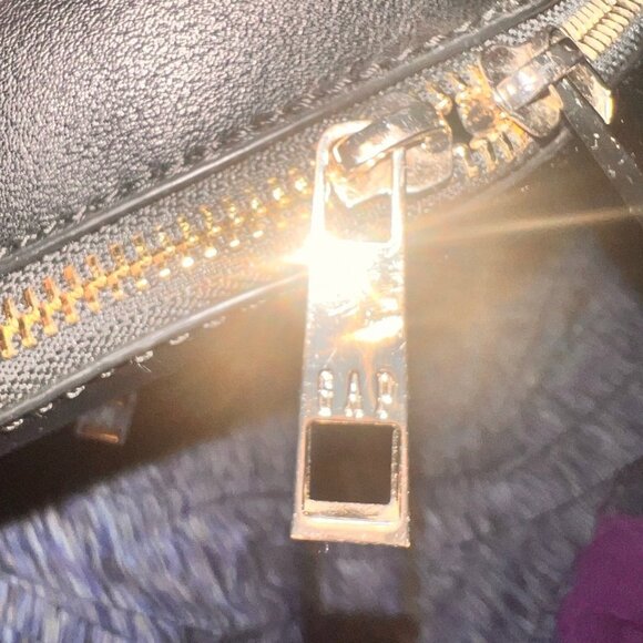 Gap backpack synthetic 100% leather Polyester Linings - Picture 8 of 9